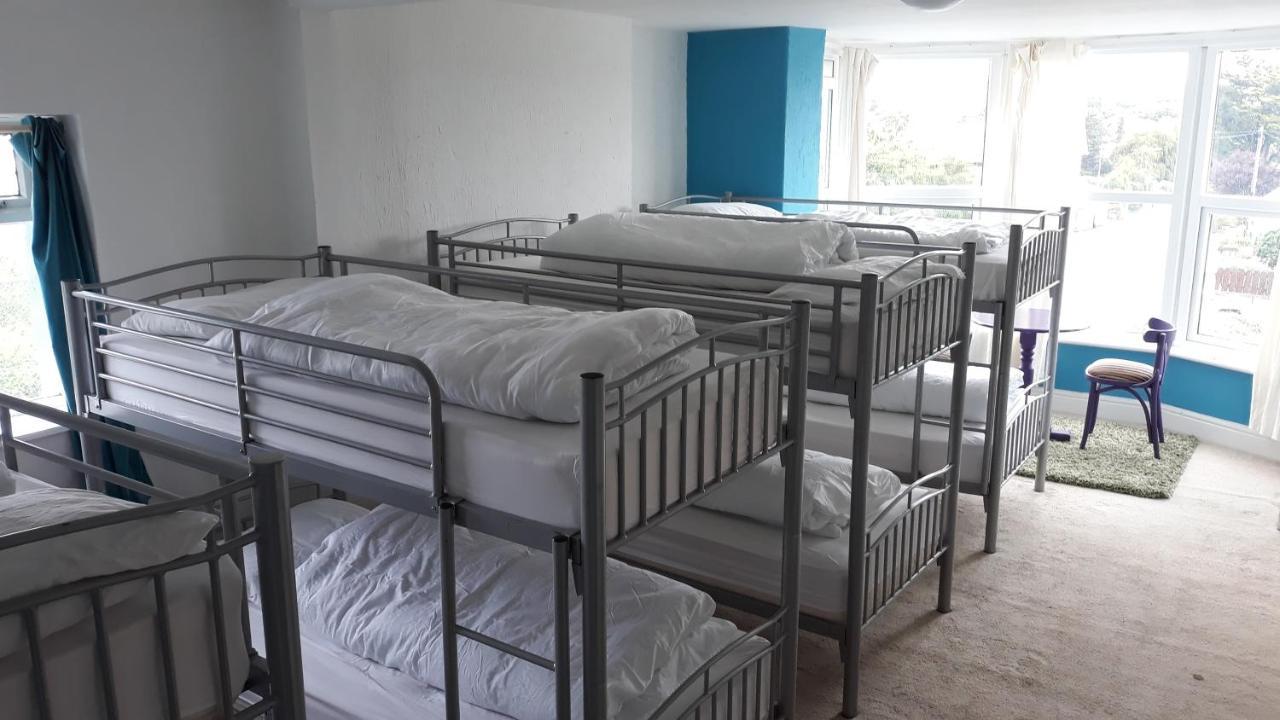 Blue Room Hostel Newquay นิวคีย์ ภายนอก รูปภาพ