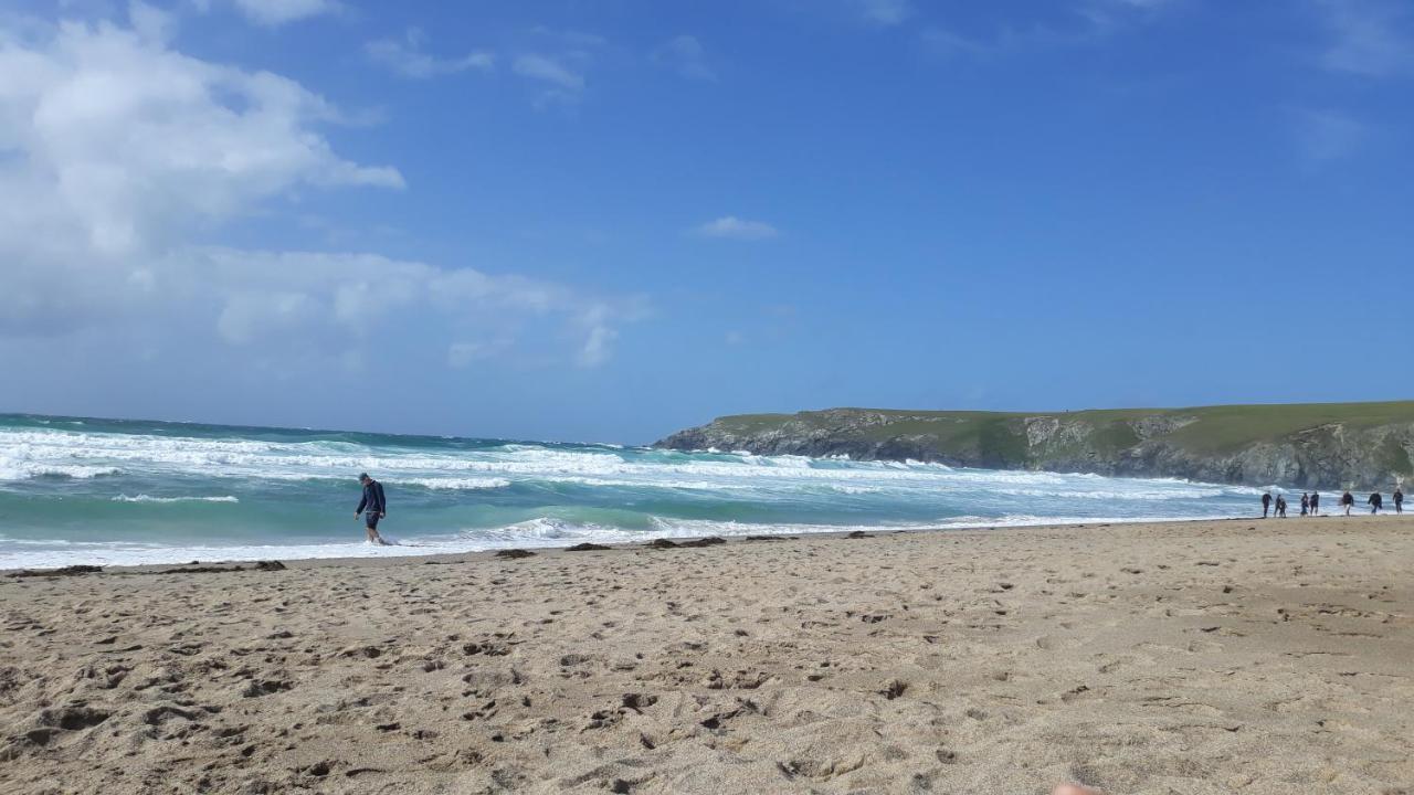 Blue Room Hostel Newquay นิวคีย์ ภายนอก รูปภาพ