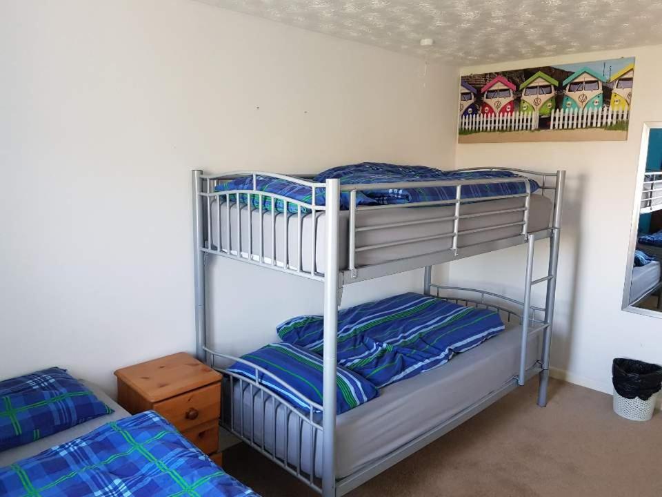 Blue Room Hostel Newquay นิวคีย์ ภายนอก รูปภาพ