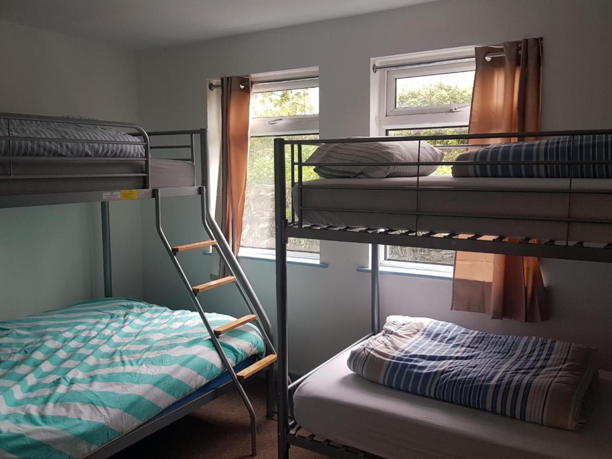 Blue Room Hostel Newquay นิวคีย์ ภายนอก รูปภาพ