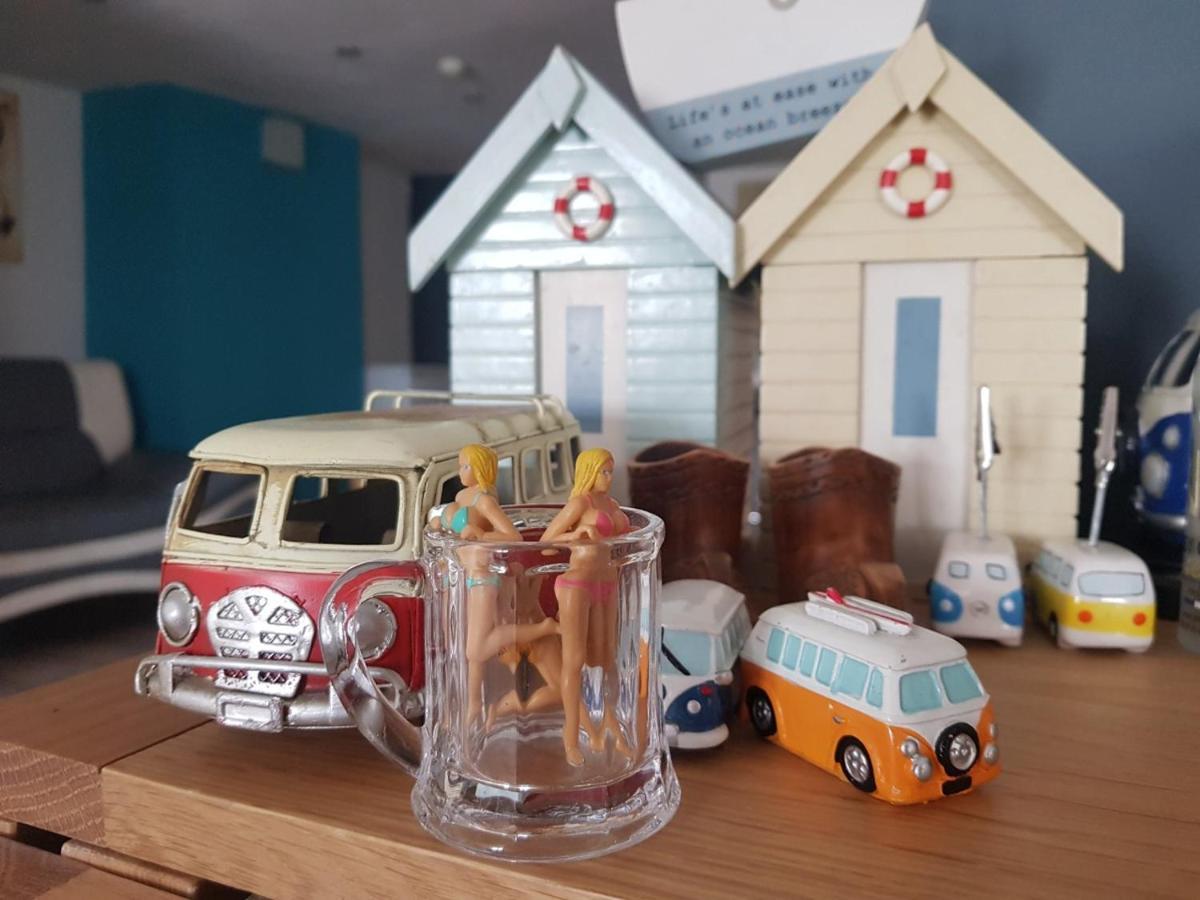 Blue Room Hostel Newquay นิวคีย์ ภายนอก รูปภาพ