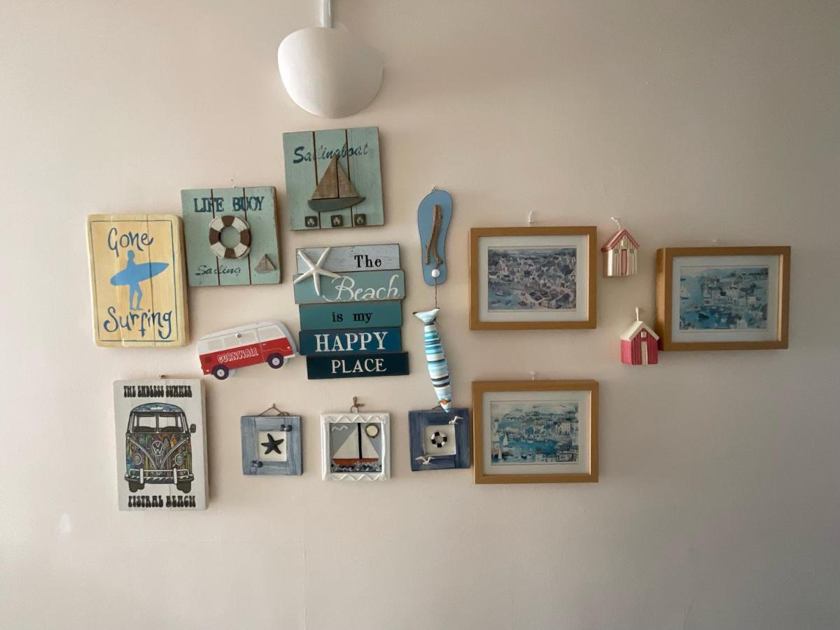 Blue Room Hostel Newquay นิวคีย์ ภายนอก รูปภาพ
