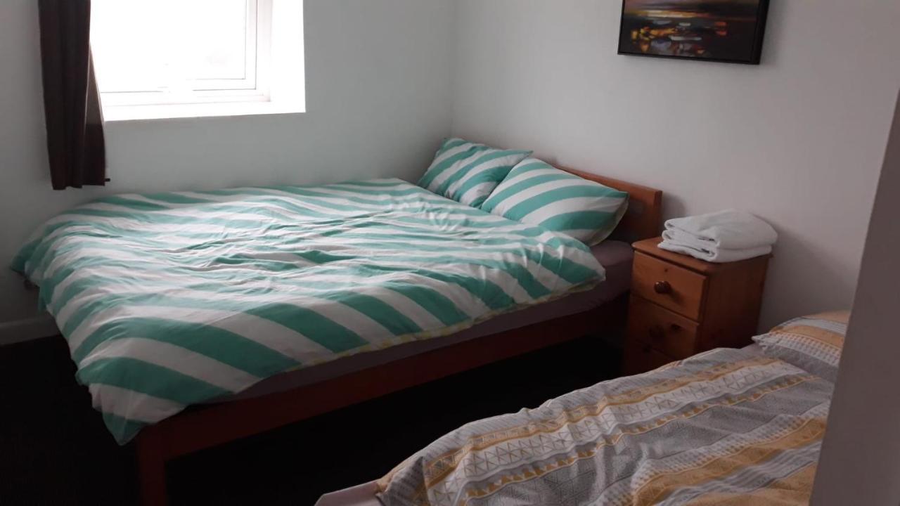 Blue Room Hostel Newquay นิวคีย์ ภายนอก รูปภาพ