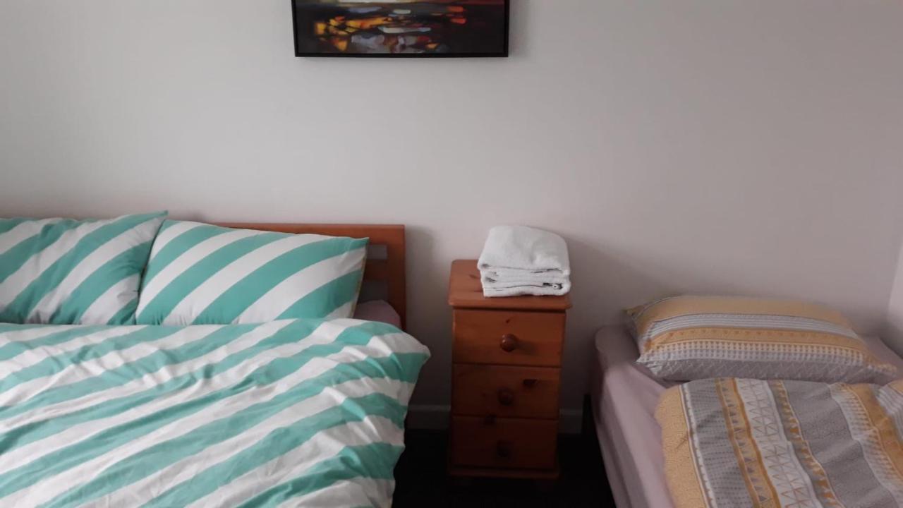 Blue Room Hostel Newquay นิวคีย์ ภายนอก รูปภาพ
