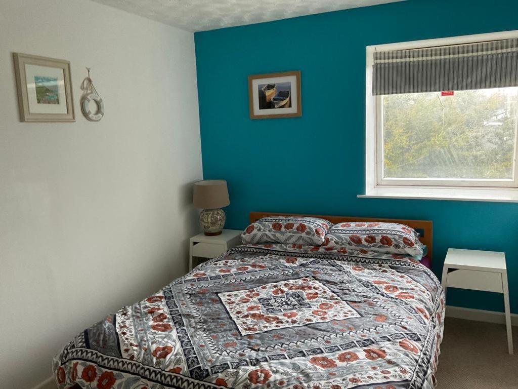 Blue Room Hostel Newquay นิวคีย์ ภายนอก รูปภาพ