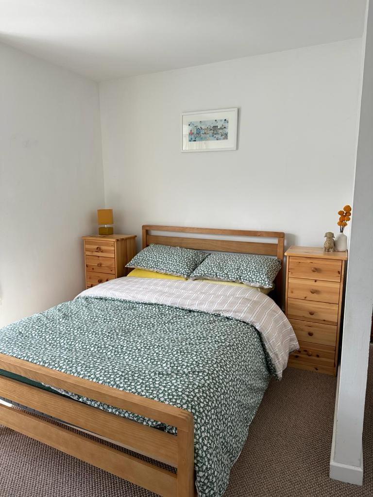 Blue Room Hostel Newquay นิวคีย์ ภายนอก รูปภาพ